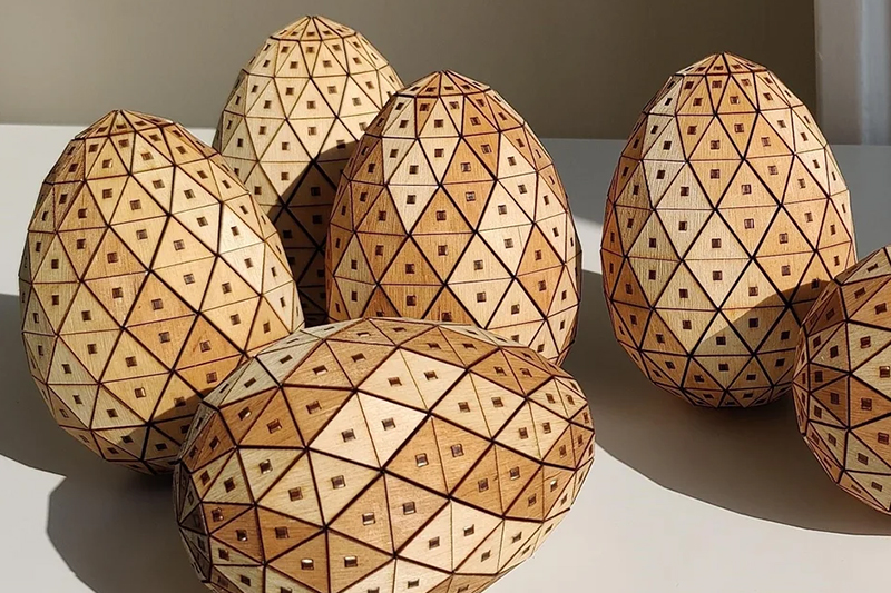 laser cutting Easter eggs