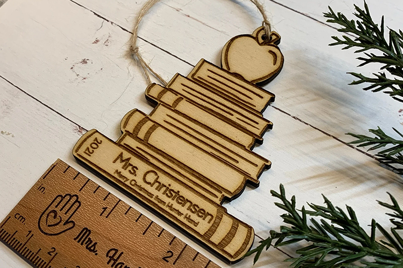 laser cutting Christmas Tree Ornaments